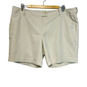 Callaway Cream/Light Grey Opti Dri Golf Shorts, size 14